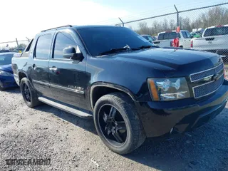 2008 Chevrolet Avalanche LT w/1LT with VIN 3GNFK12348G157837, listed as a IAAI auction lot 41969260 with 192,658 mi miles. Bid and sale history available at carsss.com. Image 1.