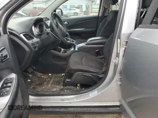 2017 Dodge Journey SE with VIN 3C4PDCAB9HT573188, listed as a Copart auction lot 51996425 with 121,978 mi miles and Salvage Title. Bid and sale history available at DreamBid. Image 7.