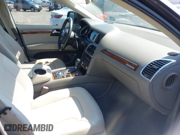 2011 Audi Q7 Premium Plus with VIN WA1LMAFEXBD000426, listed as a IAAI auction lot 42453652 with 190,162 mi miles and . Bid and sale history available at DreamBid. Image 5.