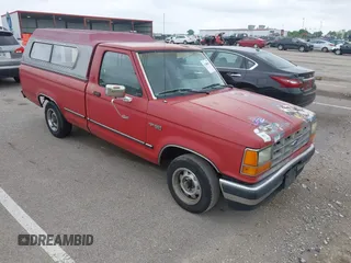 1989 Ford Ranger XLT with VIN 1FTCR10A6KUC16805, listed as a IAAI auction lot 42200635 with 151,935 mi miles and . Bid and sale history available at DreamBid. Image 1.