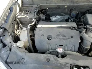 2018 Mitsubishi Outlander ES z VIN JA4AP3AU7JZ026492, wystawiony jako Copart lot #70347115 z przebiegiem 149 230 mil mil oraz Szkoda całkowita • Salvage title. Historia ofert i sprzedaży dostępna na DreamBid. Obrazek 17.