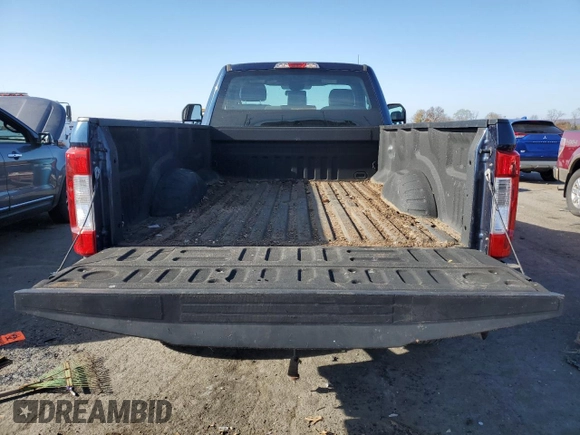 2019 Ford F-250 XL с VIN 1FTBF2B63KEE24685, выставлен на аукционе Copart как лот 41475665 с пробегом 24 040 миль миль и Списание • Salvage title. История ставок и продаж доступна на DreamBid. Изображение 10.