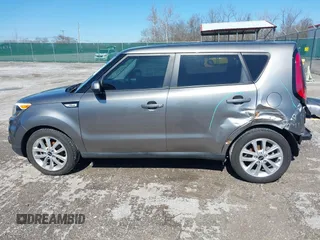 2018 Kia Soul + with VIN KNDJP3A50J7600134, listed as a IAAI auction lot 41812820 with 91,831 mi miles and . Bid and sale history available at DreamBid. Image 15.