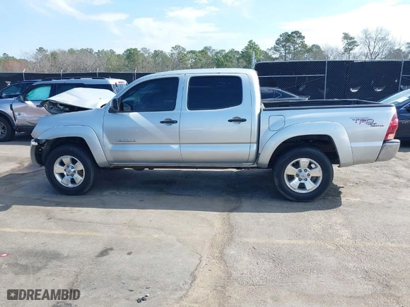 2007 Toyota Tacoma with VIN 3TMLU42N37M011891, listed as a IAAI auction lot 41662957 with 273,821 mi miles. Bid and sale history available at carsss.com. Image 14.