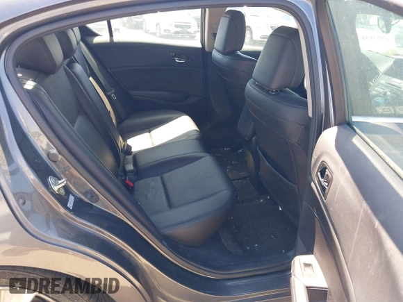 2013 Acura ILX Tech Pkg with VIN 19VDE1F7XDE007976, listed as a IAAI auction lot 42052098 with 119,494 mi miles. Bid and sale history available at carsss.com. Image 8.