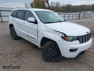 2021 Jeep Grand Cherokee Laredo X with VIN 1C4RJEAG7MC813353, listed as a IAAI auction lot 38105159 with 81,621 mi miles. Bid and sale history available at carsss.com. Image 1.