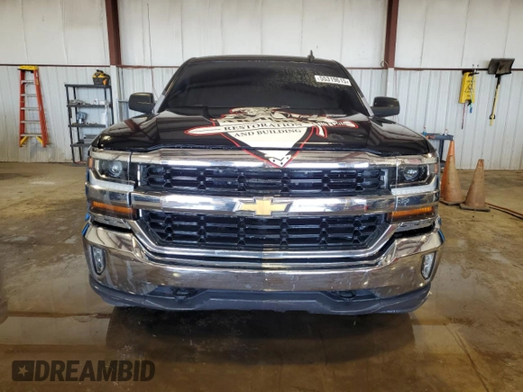 2017 Chevrolet Silverado 1500 LT with VIN 3GCUKREC4HG198074, listed as a Copart auction lot 55319615 with 105,950 mi miles and Salvage Title. Bid and sale history available at DreamBid. Image 5.