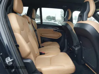 2016 Volvo XC90 T6 Momentum with VIN YV4A22PK8G1022234, listed as a IAAI auction lot 41705411 with 123,072 mi miles. Bid and sale history available at carsss.com. Image 8.