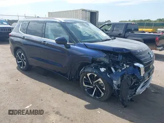 2024 Mitsubishi Outlander SEL z VIN JA4J4WA88RZ018247, wystawiony jako IAAI lot #40377423 z przebiegiem 9 558 mil mil oraz . Historia ofert i sprzedaży dostępna na DreamBid. Obrazek 1.
