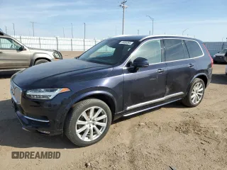 2017 Volvo XC90 Inscription with VIN YV4A22PL5H1113827, listed as a Copart auction lot 49060385 with 88,882 mi miles and Salvage Title. Bid and sale history available at carsss.com. Image 1.