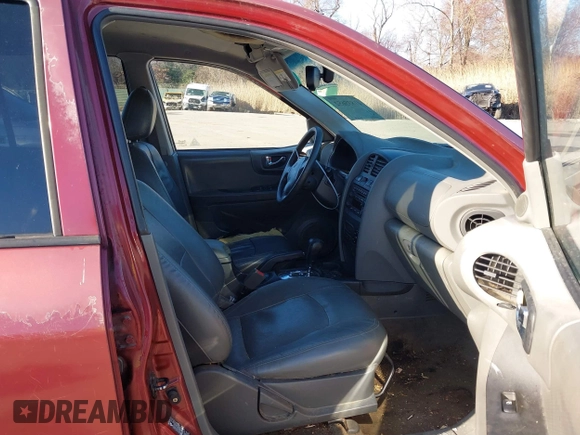 2004 Hyundai Santa Fe GLS with VIN KM8SC13EX4U798868, listed as a IAAI auction lot 41835652 with 222,350 mi miles. Bid and sale history available at carsss.com. Image 5.