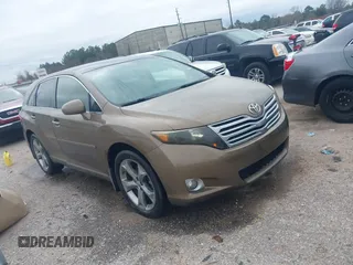 2010 Toyota Venza with VIN 4T3ZK3BB6AU024303, listed as a IAAI auction lot 41563625 with 151,209 mi miles. Bid and sale history available at carsss.com. Image 1.