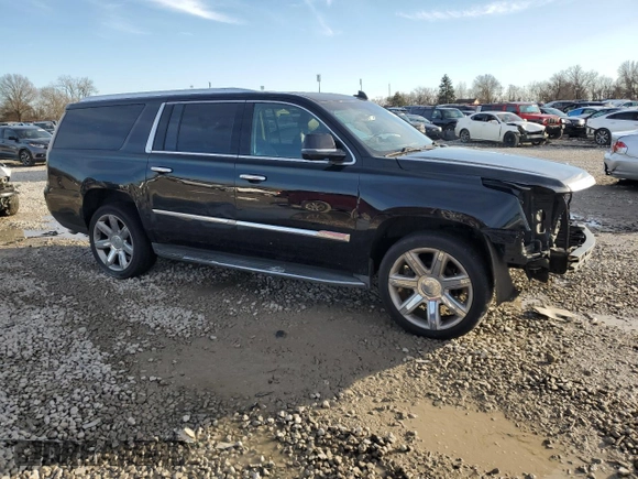 2015 Cadillac Escalade ESV Luxury z VIN 1GYS4SKJ9FR638468, wystawiony jako Copart lot #84040744 z przebiegiem 191 761 mil mil oraz Szkoda całkowita • Salvage title. Historia ofert i sprzedaży dostępna na DreamBid. Obrazek 4.