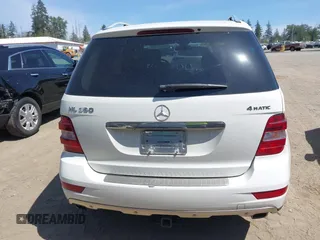 2011 Mercedes-Benz M 350 z VIN 4JGBB8GB7BA636819, wystawiony jako IAAI lot #42211282 z przebiegiem 114 479 mil mil oraz . Historia ofert i sprzedaży dostępna na DreamBid. Obrazek 16.