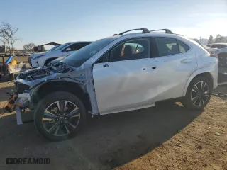 2024 Lexus UX with VIN JTHP6JBH2R2192530, listed as a Copart auction lot 43447855 with 2,717 mi miles and Salvage Title. Bid and sale history available at carsss.com. Image 1.