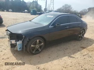2021 Mercedes-Benz A 220 z VIN W1K3G4FB0MJ305142, wystawiony jako Copart lot #48910385 z przebiegiem 32 225 mil mil oraz Szkoda całkowita • Salvage title. Historia ofert i sprzedaży dostępna na DreamBid. Obrazek 1.