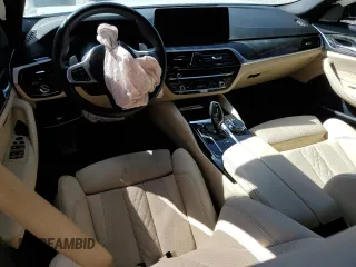 2022 BMW 5 Series 530i xDrive with VIN WBA13BJ0XNCK80986, listed as a Copart auction lot 44539685 with 32,063 mi miles and Salvage Title. Bid and sale history available at carsss.com. Image 8.