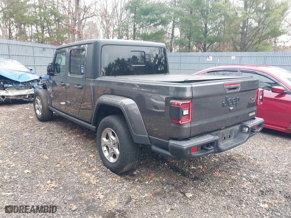 2021 Jeep Gladiator Willys with VIN 1C6HJTAG9ML596170, listed as a IAAI auction lot 41008458 with 46,828 mi miles. Bid and sale history available at carsss.com. Image 3.