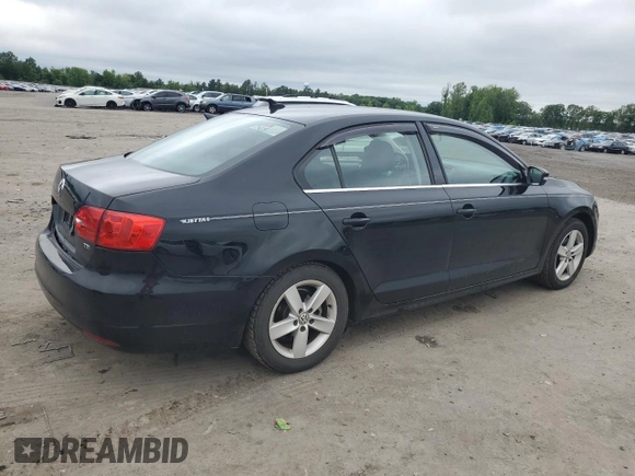 2014 Volkswagen Jetta TDI w/Premium with VIN 3VWLL7AJ0EM307240, listed as a Copart auction lot 59022185 with 104,600 mi miles and Salvage title. Bid and sale history available at DreamBid. Image 3.