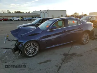 2017 Alfa Romeo Giulia Ti with VIN ZARFAEEN4H7550383, listed as a Copart auction lot 80564264 with 0 mi miles and Salvage Title. Bid and sale history available at carsss.com. Image 1.