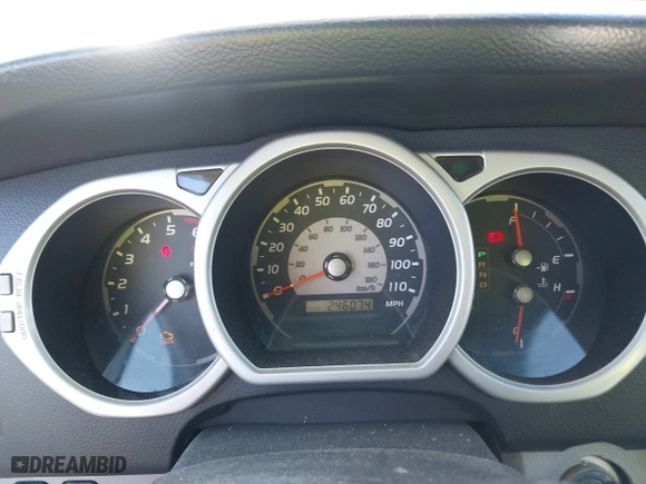 2004 Toyota 4Runner SR5 with VIN JTEBU14R648023149, listed as a IAAI auction lot 41582994 with 246,074 mi miles. Bid and sale history available at carsss.com. Image 7.