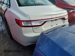 2019 Lincoln Continental Standard with VIN 1LN6L9PK3K5606858, listed as a Copart auction lot 75083424 with 0 mi miles and Non Repairable. Bid and sale history available at carsss.com. Image 6.