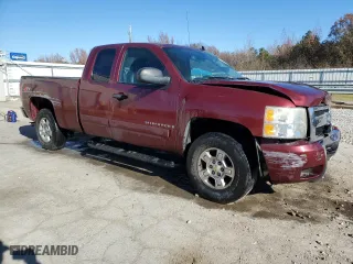 2008 Chevrolet Silverado 1500 LT w/2LT with VIN 1GCEC19J88Z276772, listed as a Copart auction lot 83610304 with 196,689 mi miles and Salvage Title. Bid and sale history available at carsss.com. Image 4.