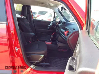 2019 Jeep Renegade Trailhawk with VIN ZACNJBC19KPK09606, listed as a IAAI auction lot 42002002 with 25,646 mi miles and . Bid and sale history available at DreamBid. Image 5.
