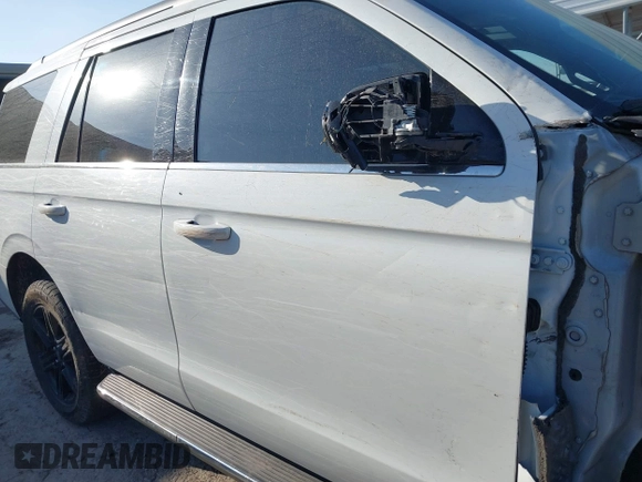 2021 Ford Expedition XLT z VIN 1FMJU1HT7MEA33224, wystawiony jako IAAI lot #41588947 z przebiegiem 38 944 mil mil oraz . Historia ofert i sprzedaży dostępna na DreamBid. Obrazek 19.