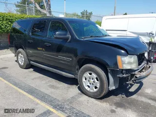 2009 Chevrolet Suburban LT w/1LT with VIN 1GNFK26369R272487, listed as a IAAI auction lot 42024066 with 48,709 mi miles. Bid and sale history available at carsss.com. Image 1.