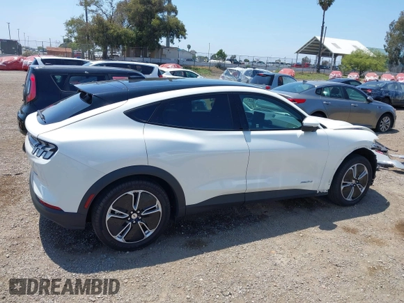 2021 Ford Mustang Mach-E Select z VIN 3FMTK1RM1MMA49774, wystawiony jako IAAI lot #42462914 z przebiegiem 16 754 mil mil oraz . Historia ofert i sprzedaży dostępna na DreamBid. Obrazek 14.