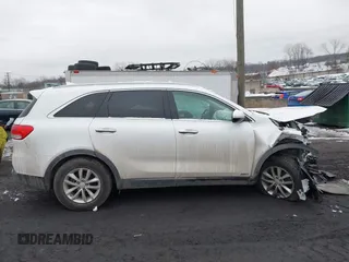 2018 Kia Sorento LX with VIN 5XYPGDA34JG423007, listed as a IAAI auction lot 41552932 with 106,027 mi miles. Bid and sale history available at carsss.com. Image 13.