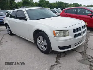 2008 Dodge Magnum z VIN 2D4FV47T28H237537, wystawiony jako IAAI lot #42422634 z przebiegiem 161 252 mil mil oraz . Historia ofert i sprzedaży dostępna na DreamBid. Obrazek 1.