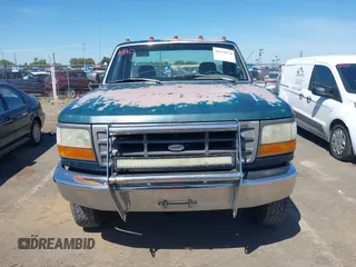 1994 Ford F-250 with VIN 2FTHF26H5RCA74997, listed as a IAAI auction lot 42270174 with 184,970 mi miles and . Bid and sale history available at DreamBid. Image 6.