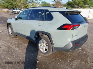 2019 Toyota RAV4 Hybrid XLE with VIN JTMRWRFV0KD013274, listed as a IAAI auction lot 41918992 with 97,850 mi miles. Bid and sale history available at carsss.com. Image 3.