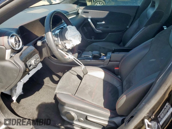 2022 Mercedes-Benz CLA 250 z VIN W1K5J4GB2NN314041, wystawiony jako Copart lot #52886425 z przebiegiem 32 535 mil mil oraz Szkoda całkowita • Salvage title. Historia ofert i sprzedaży dostępna na DreamBid. Obrazek 7.