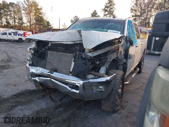 2016 Ram 2500 SLT with VIN 3C6UR5DL4GG141675, listed as a IAAI auction lot 41490099 with 116,467 mi miles. Bid and sale history available at carsss.com. Image 17.