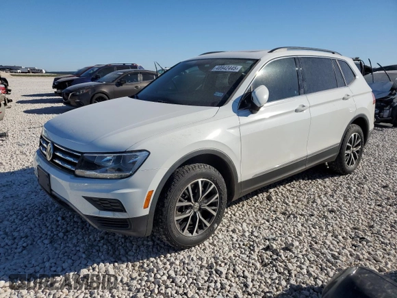 2020 Volkswagen Tiguan SE with VIN 3VV2B7AX4LM025185, listed as a Copart auction lot 48942445 with 82,550 mi miles and Salvage Title. Bid and sale history available at DreamBid. Image 1.