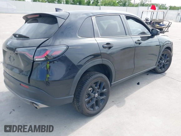 2024 Honda HR-V Sport z VIN 3CZRZ1H53RM707679, wystawiony jako IAAI lot #42041371 z przebiegiem 32 383 mil mil oraz . Historia ofert i sprzedaży dostępna na DreamBid. Obrazek 4.