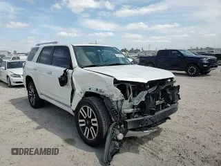 2017 Toyota 4Runner SR5 с VIN JTEBU5JR4H5423651, выставлен на аукционе Copart как лот 53654765 с пробегом 84 113 миль миль и Списание • Salvage title. История ставок и продаж доступна на DreamBid. Изображение 12.