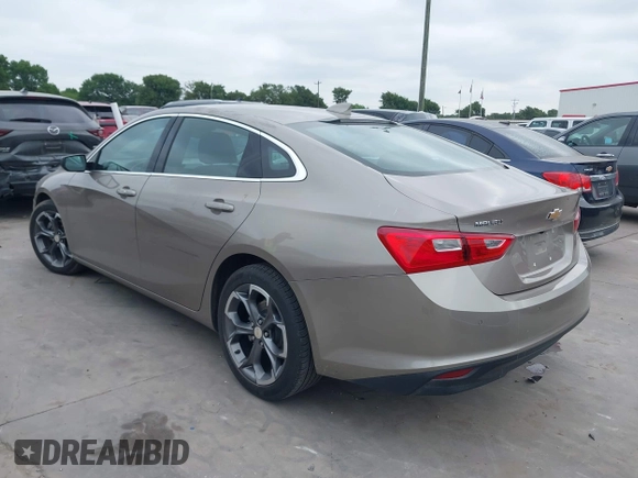 2024 Chevrolet Malibu LT with VIN 1G1ZD5ST1RF131733, listed as a IAAI auction lot 42245899 with 30,850 mi miles and . Bid and sale history available at DreamBid. Image 3.