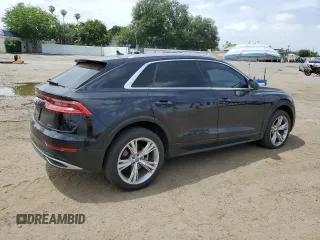 2019 Audi Q8 Premium z VIN WA1AVAF19KD010561, wystawiony jako Copart lot #56709255 z przebiegiem 29 006 mil mil oraz Szkody całkowita. Historia ofert i sprzedaży dostępna na DreamBid. Obrazek 3.