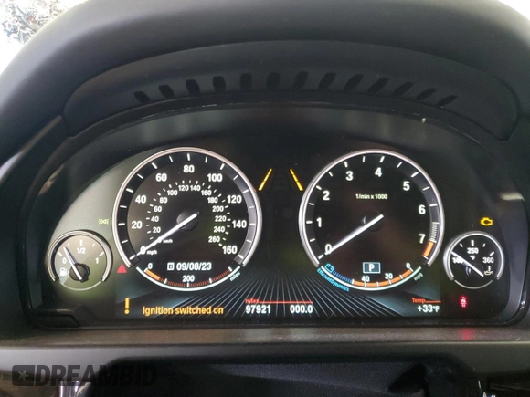 2016 BMW X5 xDrive50i with VIN 5UXKR6C51G0J80011, listed as a Copart auction lot 45962015 with 97,921 mi miles and Clean Title. Bid and sale history available at carsss.com. Image 9.