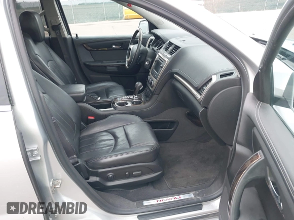 2013 GMC Acadia Denali with VIN 1GKKVTKD4DJ193074, listed as a IAAI auction lot 41879085 with 119,731 mi miles. Bid and sale history available at carsss.com. Image 5.