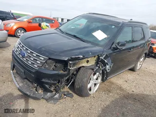 2017 Ford Explorer XLT with VIN 1FM5K8DH4HGD19155, listed as a IAAI auction lot 41853654 with 83,913 mi miles. Bid and sale history available at carsss.com. Image 19.
