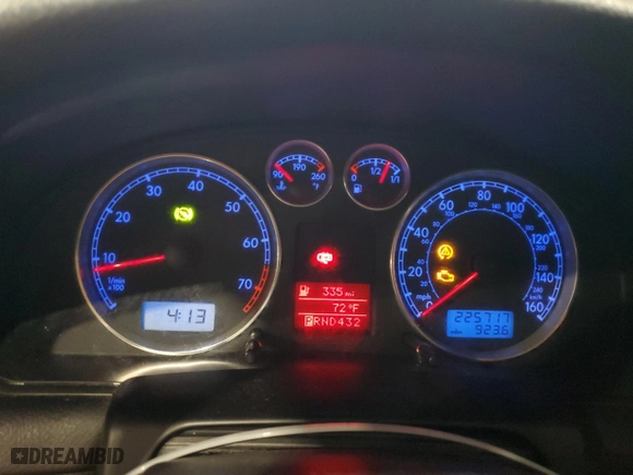 2003 Volkswagen Passat GLX with VIN WVWTH63BX3P110684, listed as a Copart auction lot 86474724 with 225,717 mi miles and Salvage Title. Bid and sale history available at carsss.com. Image 9.