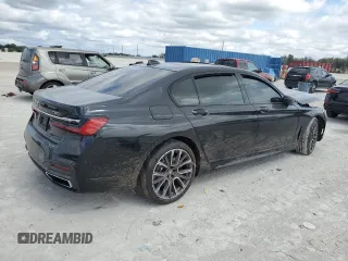 2020 BMW 7 Series 750i xDrive with VIN WBA7U2C0XLCD63029, listed as a Copart auction lot 45794975 with 0 mi miles and Salvage Title. Bid and sale history available at carsss.com. Image 3.