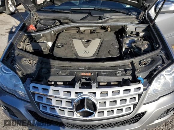 2010 Mercedes-Benz M 350 with VIN 4JGBB2FB1AA597786, listed as a Copart auction lot 80268194 with 103,808 mi miles and Salvage Title. Bid and sale history available at DreamBid. Image 12.