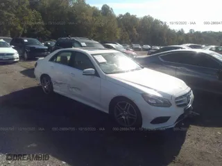 2014 Mercedes-Benz E-Class E 350 Luxury with VIN WDDHF8JB0EA928348, listed as a IAAI auction lot 40971343 with 88,248 mi miles. Bid and sale history available at carsss.com. Image 1.