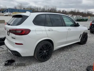 2023 BMW X5 M50i z VIN 5UXJU4C06P9P96852, wystawiony jako Copart lot #52789165 z przebiegiem 33 081 mil mil oraz Szkoda całkowita • Salvage title. Historia ofert i sprzedaży dostępna na DreamBid. Obrazek 3.